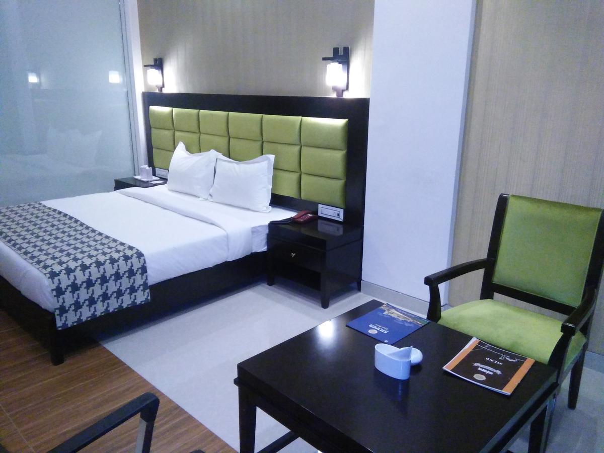 Silver Estate Resort Tikamgarh Luaran gambar