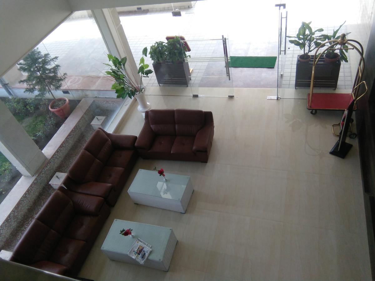 Silver Estate Resort Tikamgarh Luaran gambar