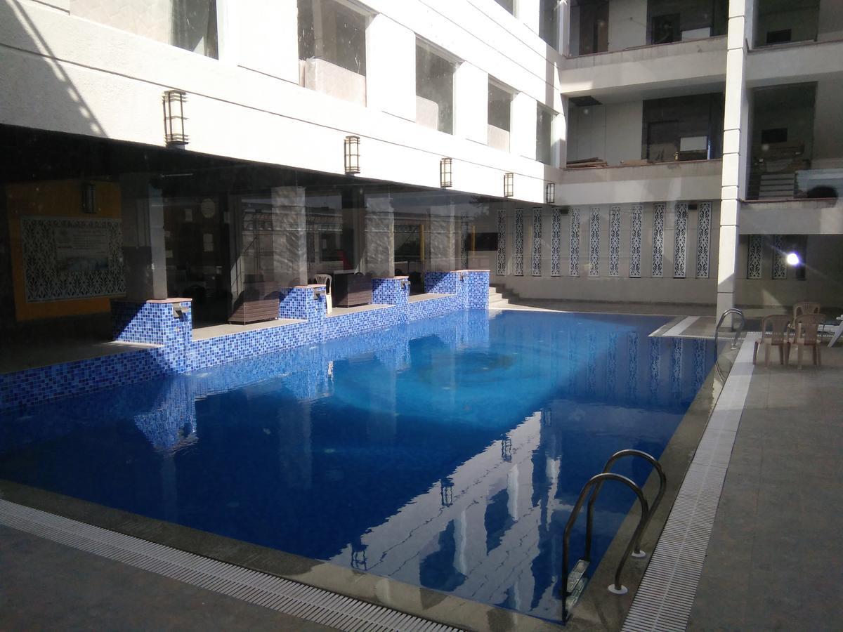 Silver Estate Resort Tikamgarh Luaran gambar